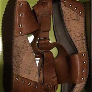 Antelope wedge sandal